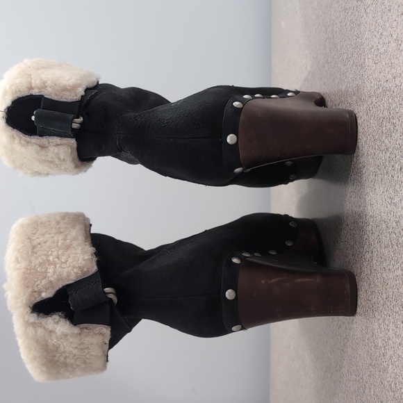 UGG Carnegie Boots, Black suede, wedged heel, adjustable heights sherpa, women 7 - Picture 4 of 12